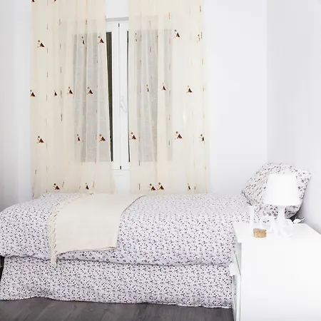 Sea & Wave Sevilla Apartment